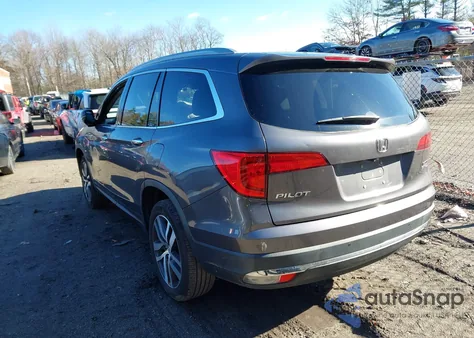 2017 Honda Pilot Touring из США, поврежденный, VIN 5FNYF6H91HB084723